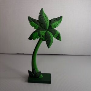Walt Disney Collection Disney's It's a Small World Coconut Tree Tahiti Statue